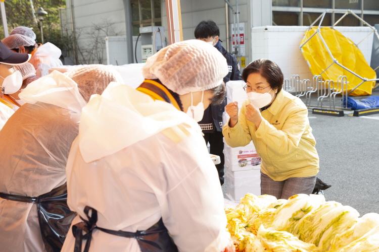 20201125  더불어 사는 은평 따뜻한 겨울나기 희망의 119 나눔행사_은평소방서 이미지